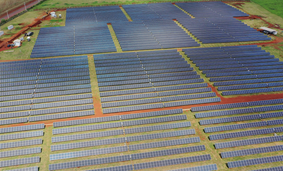 Copel vai construir usinas solares para compensar consumo de energia dentro da companhia