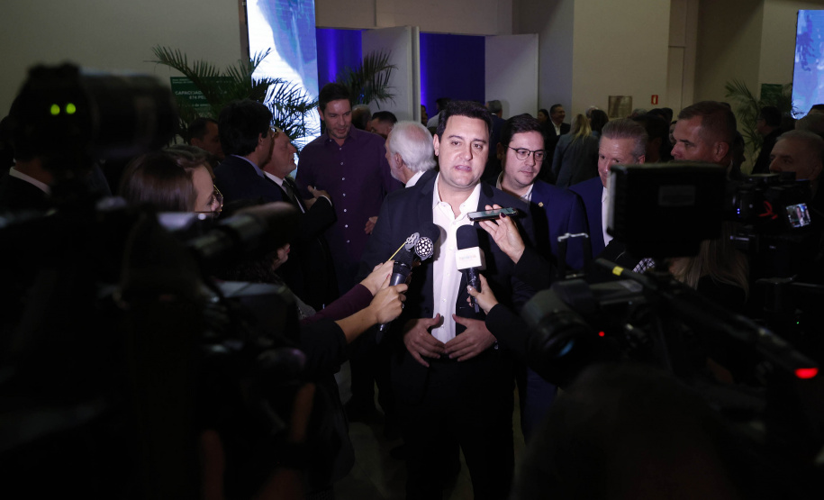 18ª edição, o Festival das Cataratas promoveu, na noite desta quarta-feira (31), no Hotel Recanto Cataratas, a solenidade de abertura do evento. Contou com a participação do governador do Paraná, Carlos Massa Ratinho Junior, Daniela Carneiro, ministra de Turismo do Brasil, e Sofía de Montiel de Afara, ministra do Turismo do Paraguai.