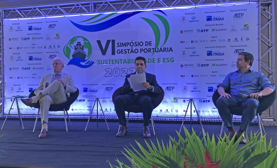 Portos do Paraná apresenta ações premiadas na área ambiental em evento portuário