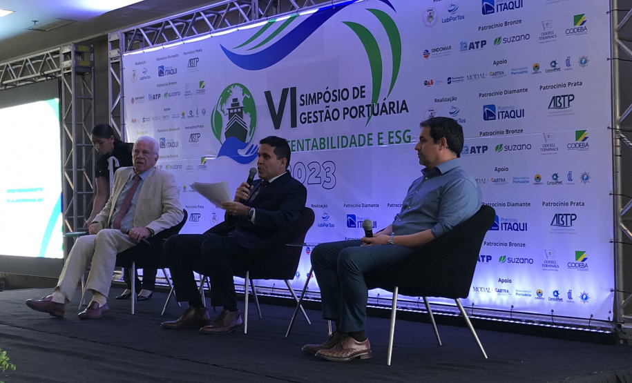 Portos do Paraná apresenta ações premiadas na área ambiental em evento portuário