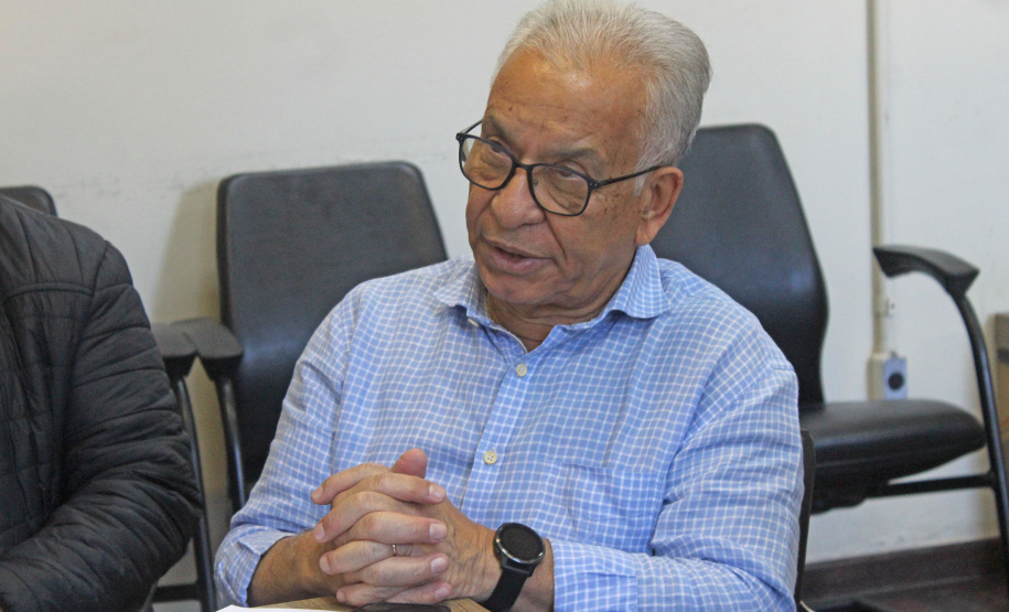 Governo do Paraná, setor privado e entidades do agro trabalham para conter gripe aviária