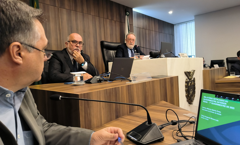 Saúde presta contas ao Legislativo com destaque para metas anuais cumpridas já no primeiro quadrimestre