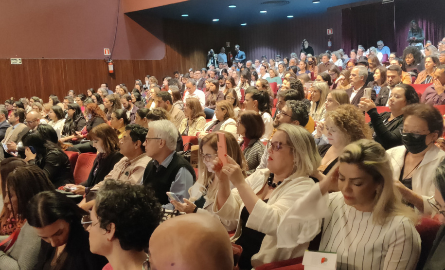 Paraná discute estratégias para combater a violência contra a mulher no ambiente de trabalho
