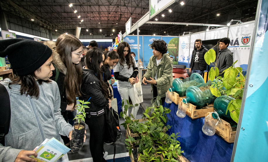 Portos do Paraná participa da 16ª Semana do Meio Ambiente de Paranaguá