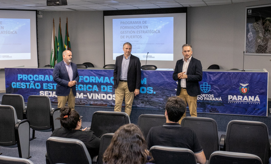 Capacitação internacional forma 40 profissionais da Portos do Paraná