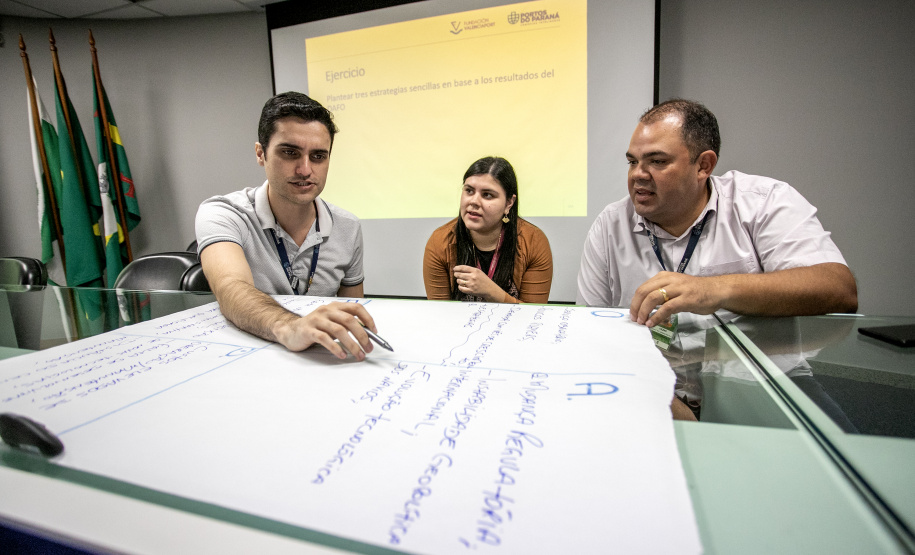 Capacitação internacional forma 40 profissionais da Portos do Paraná