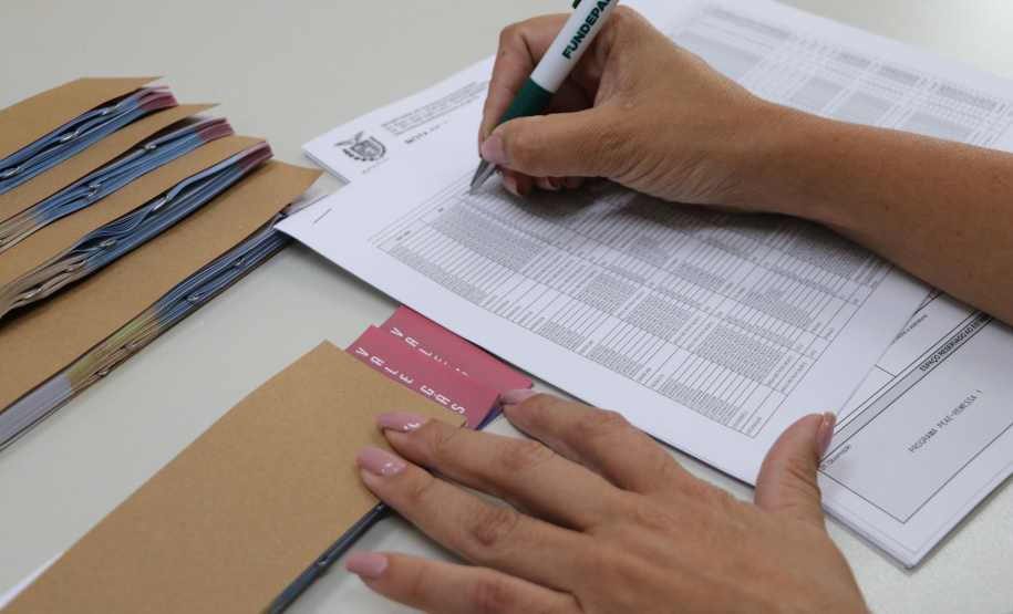 Estado compra 37 mil unidades de gás de cozinha para colégios da rede estadual