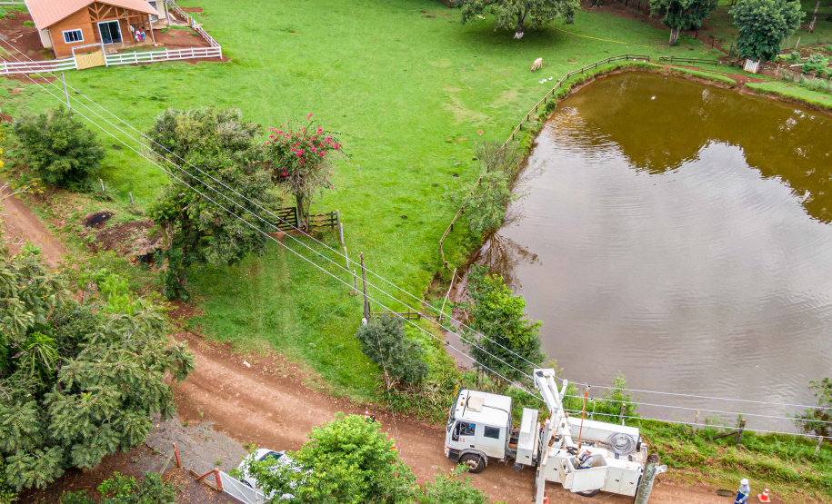 Paraná Trifásico entrega 12,5 mil km de novas redes e alcança 50% do programado