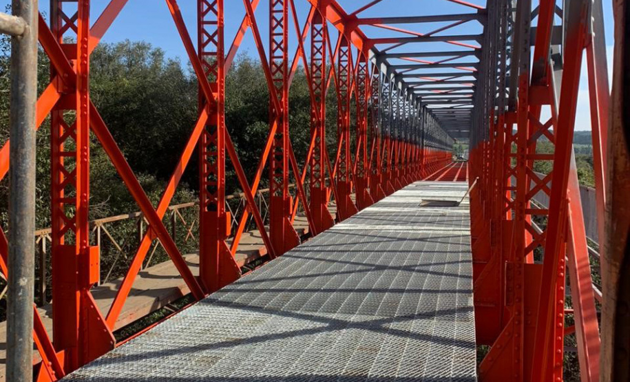 Ponte entre Lapa e Campo do Tenente deve ter tráfego de veículos liberado em 30 dias