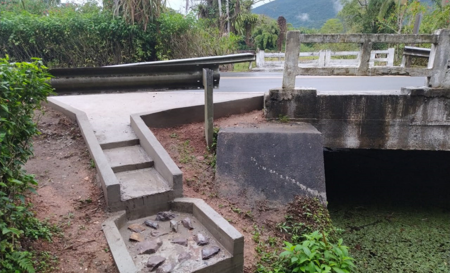 Reforma de pontes na PR-411 em Morretes