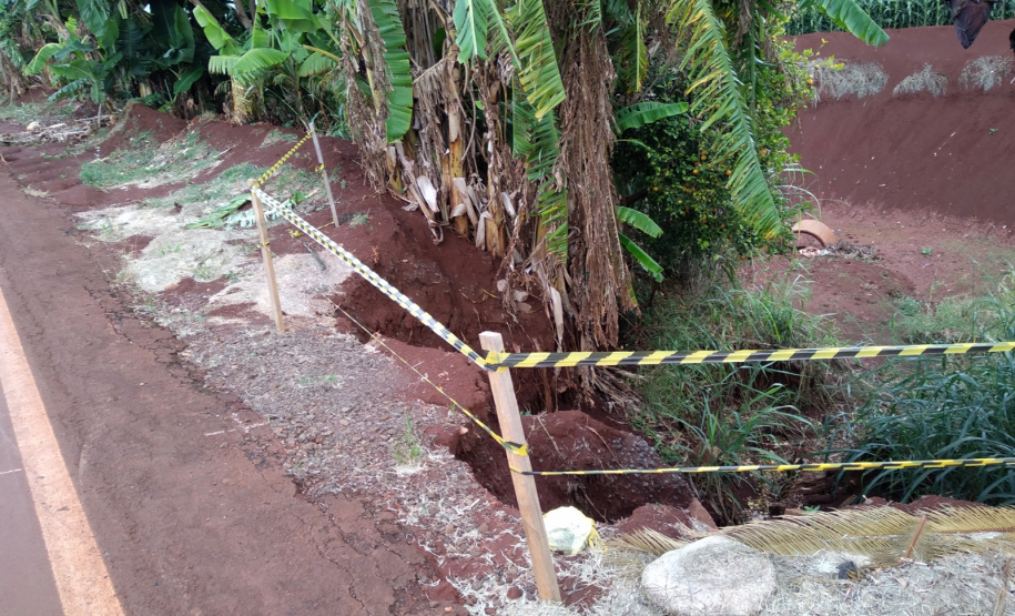 Recuperação erosão PR-551