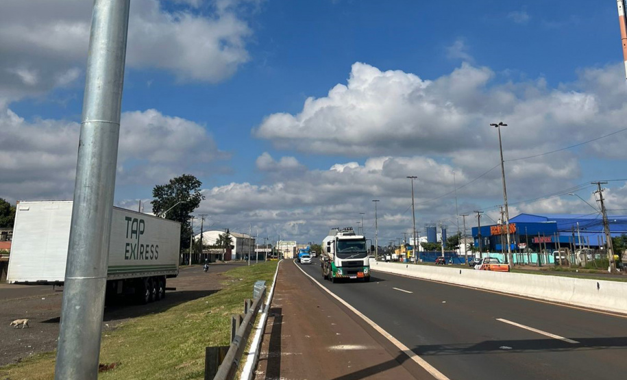 Principal rodovia estadual de Londrina, PR-445 recebe novos dispositivos de segurança