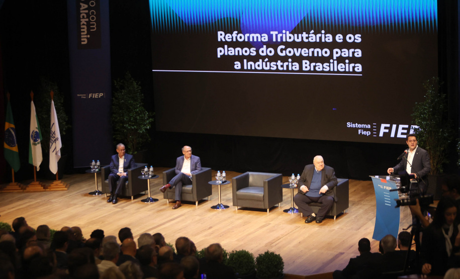 Governador com o vice presidente na FIEP