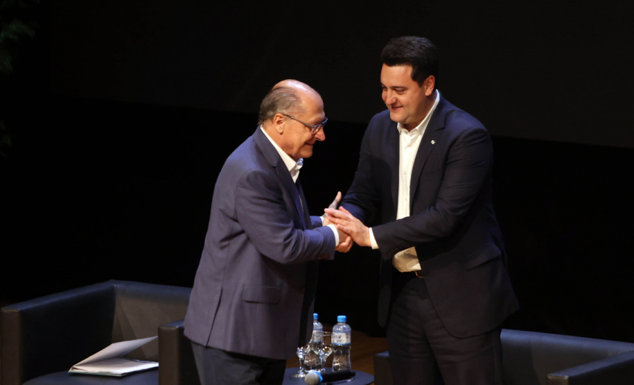 Governador com o vice presidente na FIEP