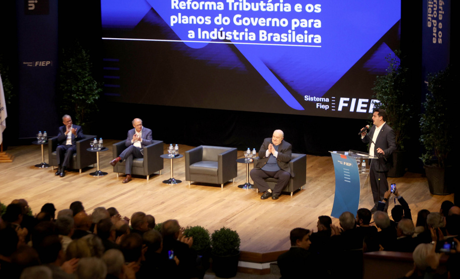 Governador com o vice presidente na FIEP