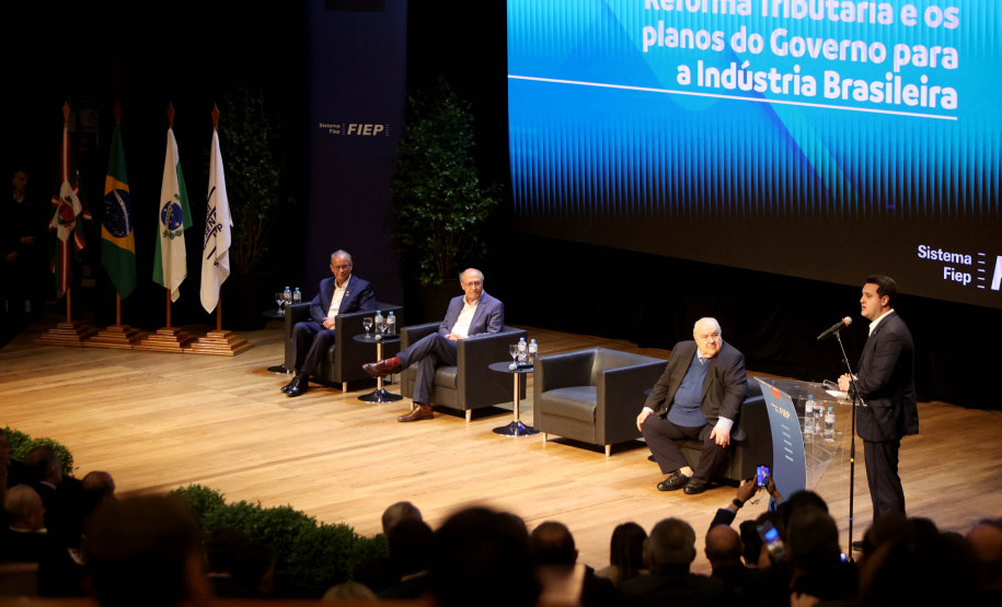 Governador com o vice presidente na FIEP