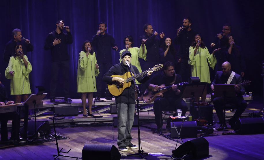 Turnê com Coral Sanepar e João Bosco chega em Maringá e Londrina