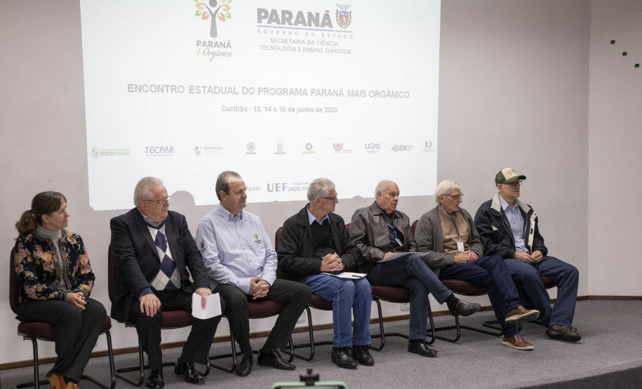 Encontro estadual promove produção orgânica no Paraná com foco no  desenvolvimento sustentável