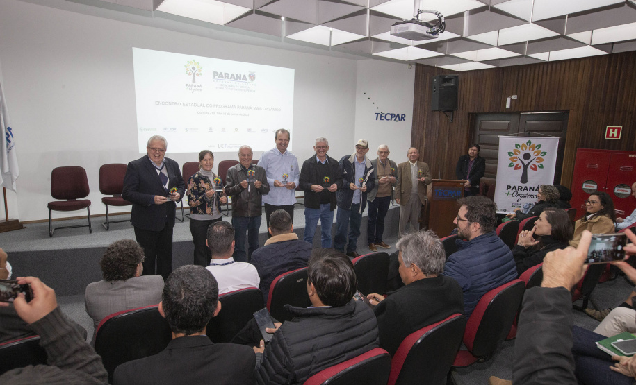 Encontro estadual promove produção orgânica no Paraná com foco no  desenvolvimento sustentável