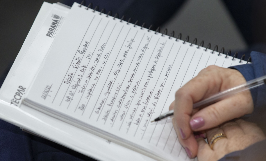 Tecpar e Seju promovem capacitTecpar e Seju promovem capacitação em Direitos Humanos para colaboradores do institutoação em Direitos Humanos para colaboradores do instituto