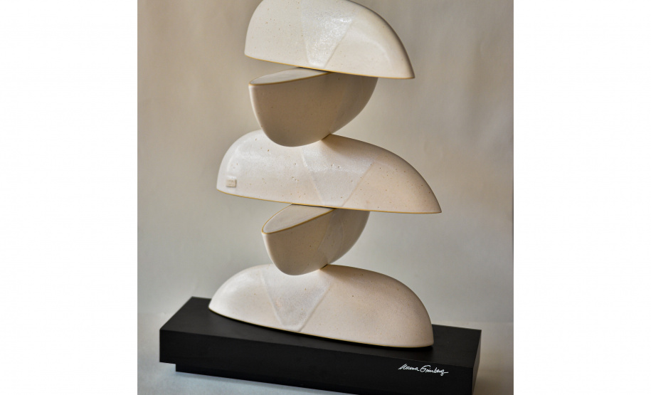 Exposição da artista Norma Grinberg é a mais nova realização do MON