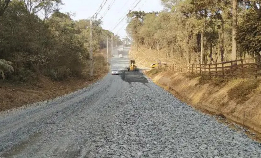Governo libera R$ 7,8 milhões para estradas vicinais em dois municípios