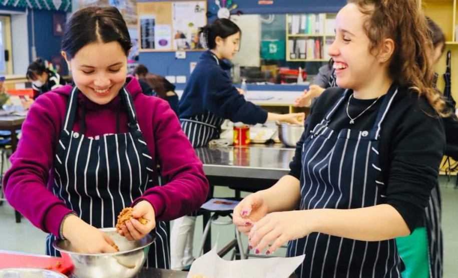 Inscrições para o Ganhando o Mundo terminam com mais de 12,1 mil estudantes inscritos para mil vagas de intercâmbio