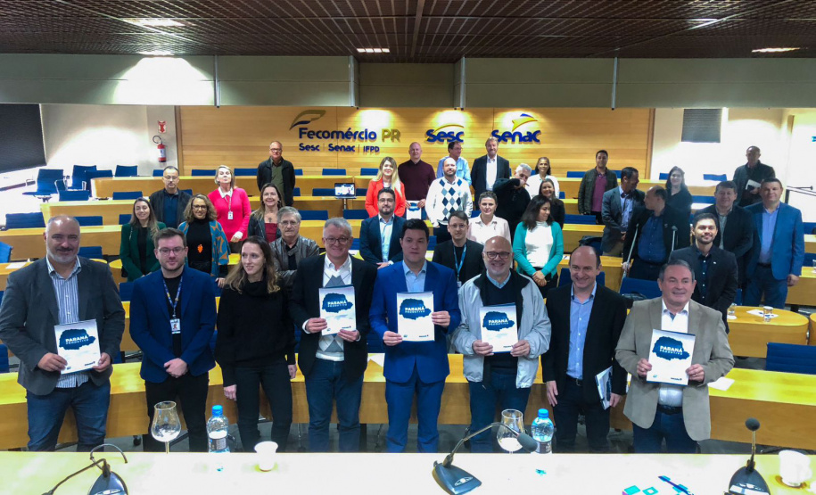 Governo do Estado e Pró-Metrópole entregam plano de desenvolvimento para RMC