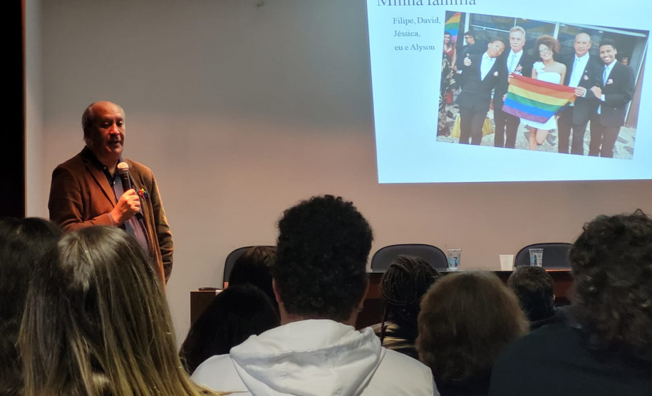 Seminário destaca avanços nos direitos LGBTI+ e trajetórias de enfrentamento ao preconceito