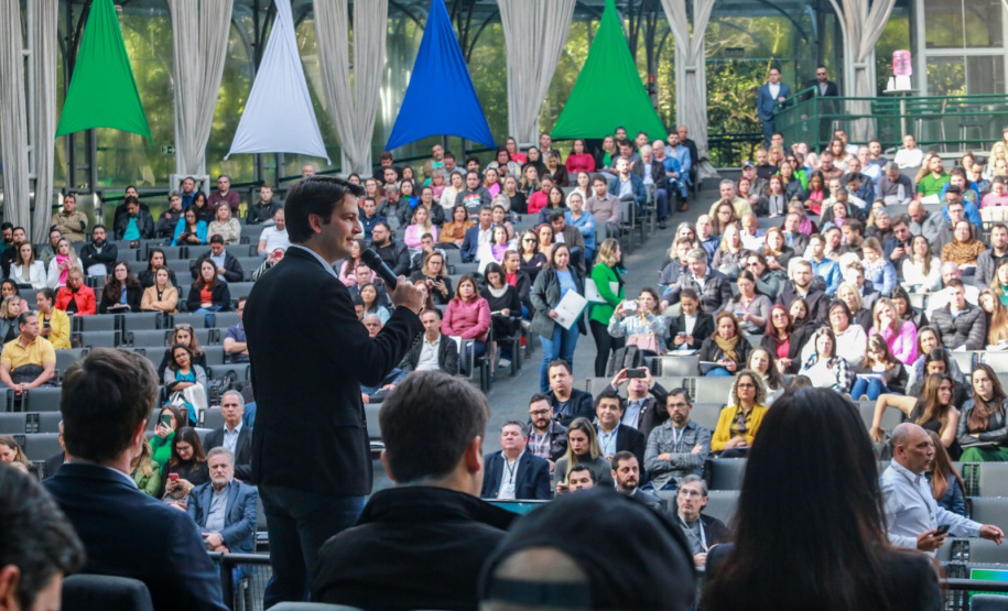 Evento Fórum de Licitações, Contratação Direta e Contratos Administrativos