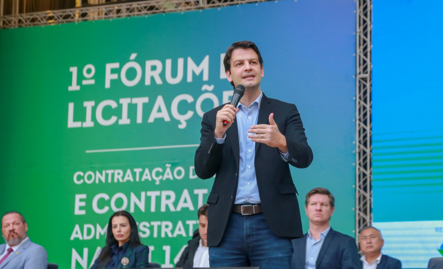 Evento Fórum de Licitações, Contratação Direta e Contratos Administrativos