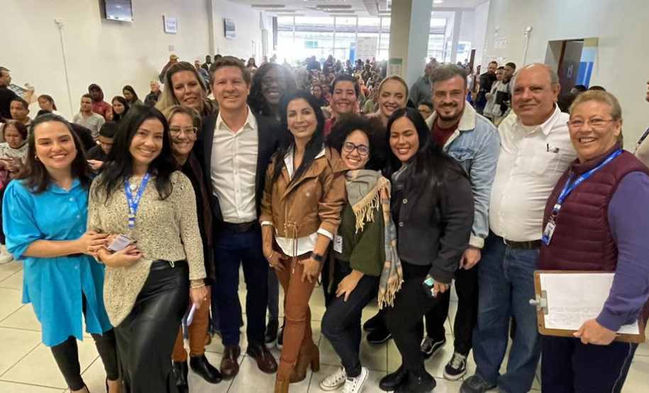 Mais de 500 pessoas participaram de Mutirão de Empregos para Migrantes em Curitiba