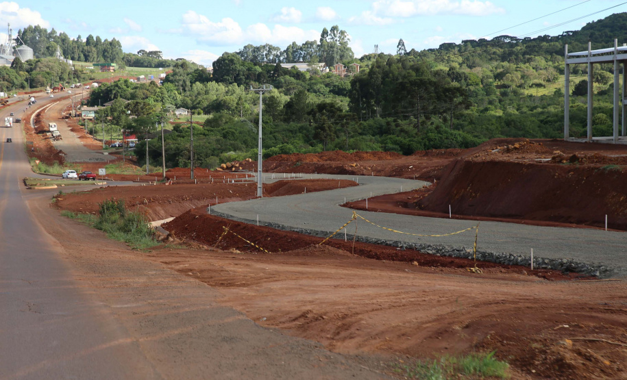 Licitação para concluir vias marginais da PRC-466, em Pitanga, atrai oito participantes