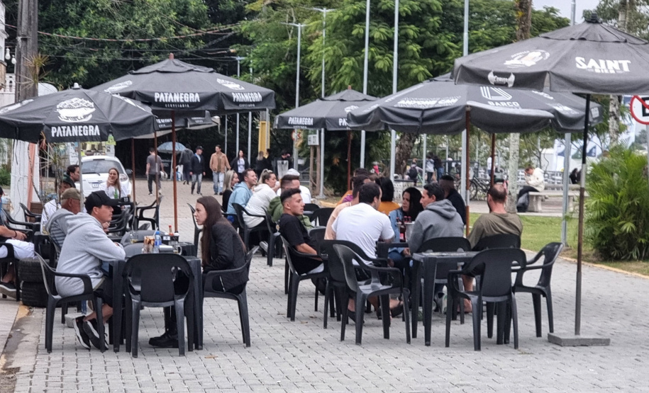 Férias escolares no mês de julho aquece a economia do litoral