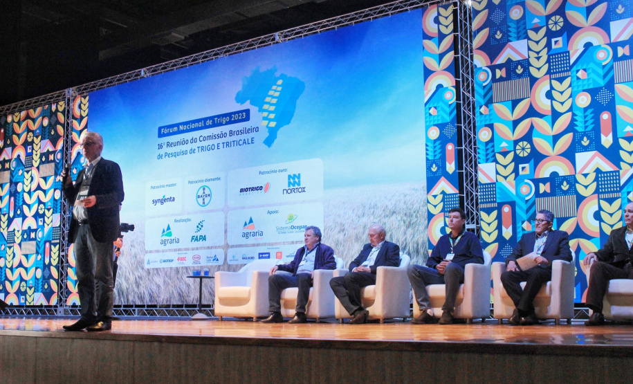 No Fórum Nacional de Trigo, governo estadual defende ciência e inovação para avanço  do agro