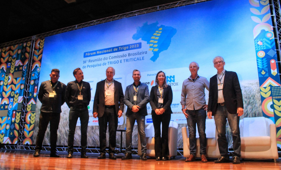 No Fórum Nacional de Trigo, governo estadual defende ciência e inovação para avanço  do agro