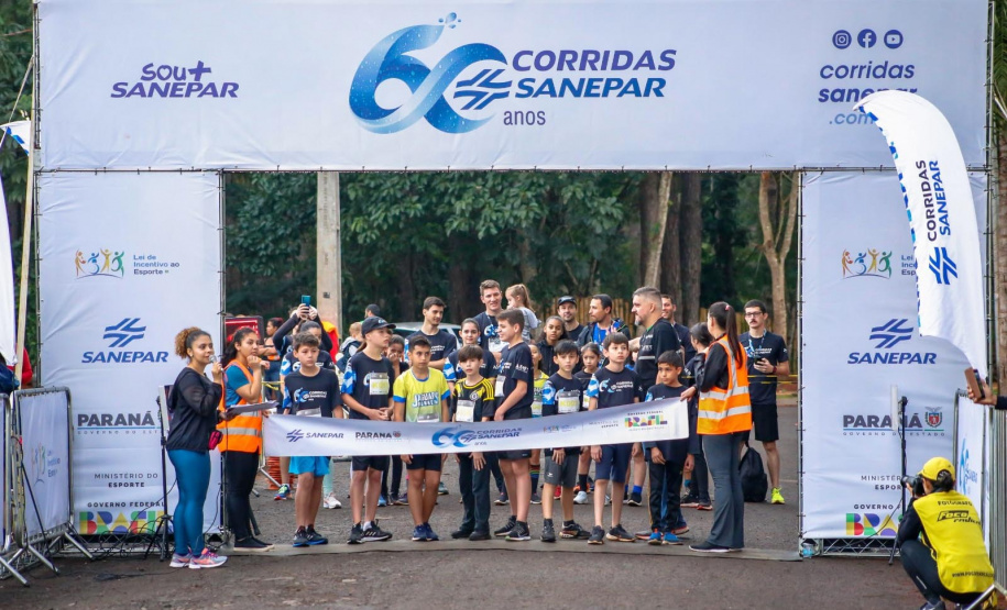 Etapa regional do Circuito Corrida de Rua Sanepar reuniu mais de 1000 atletas da região de Foz do Iguaçu