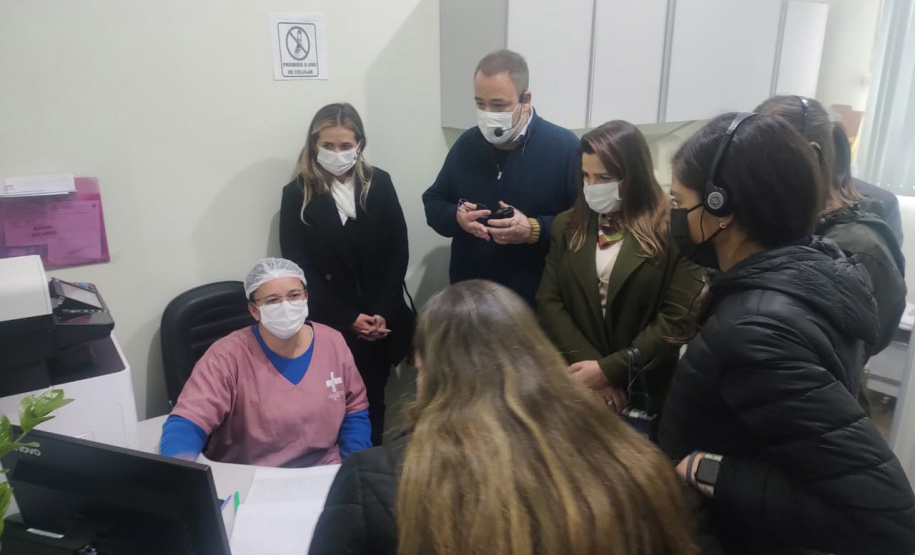 Comitiva dos EUA e Ministério da Saúde acompanha trabalho do Paraná sobre síndromes gripais em região de fronteira