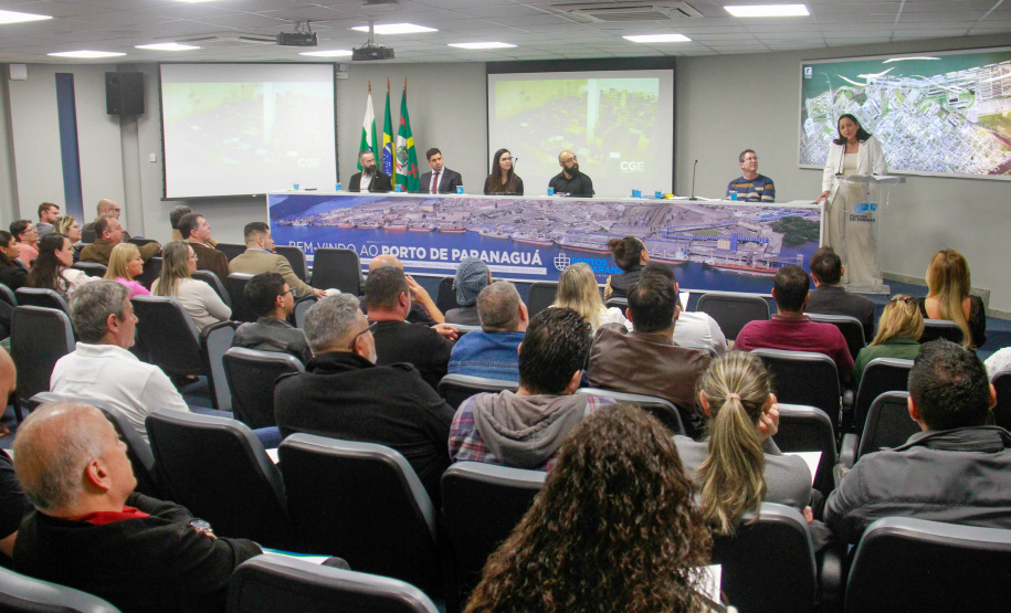 Seminário Controla Paraná reúne cerca de 80 representantes de sete municípios do Litoral