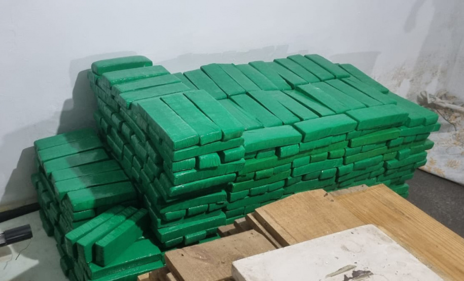 Polícia Militar apreende mais de setecentos quilos de maconha em Curitiba