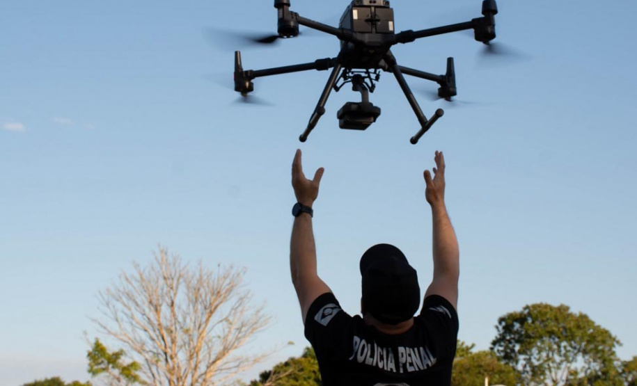 Policiais de Londrina são habilitados como pilotos de RPAS e recebem nova aeronave remotamente pilotada