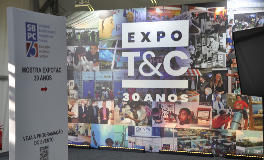 Estado mostra na SBPC programa que transforma pesquisas científicas em produto comercial