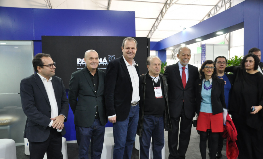 Governo promove ações em evento voltado para ciência e tecnologia