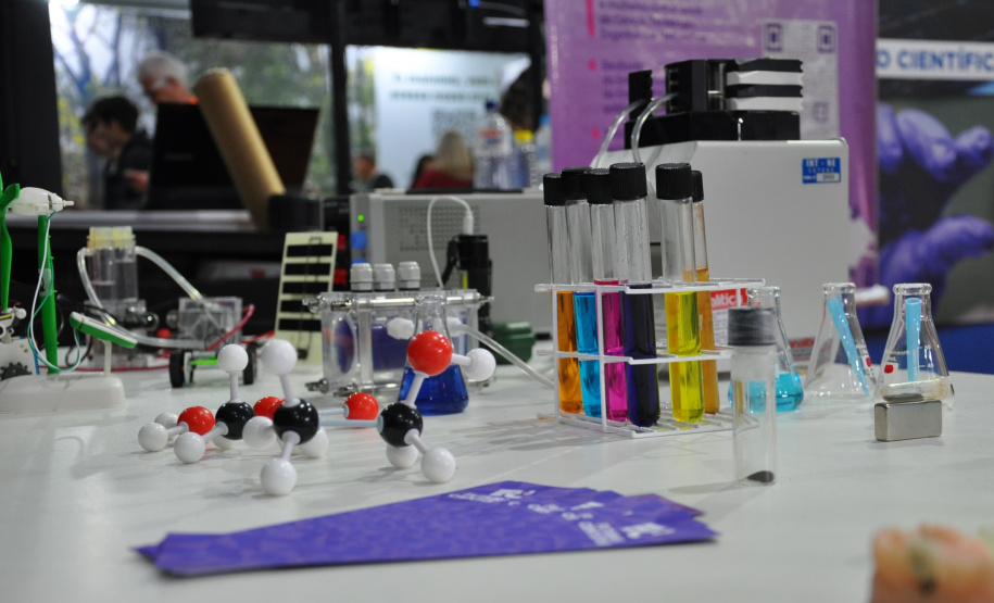 Estado mostra na SBPC programa que transforma pesquisas científicas em produto comercial