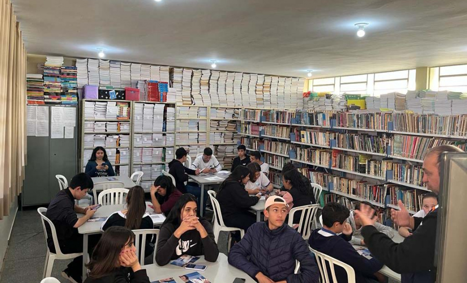 CGE intensifica contato com estudantes para desenvolver o exercício da cidadania