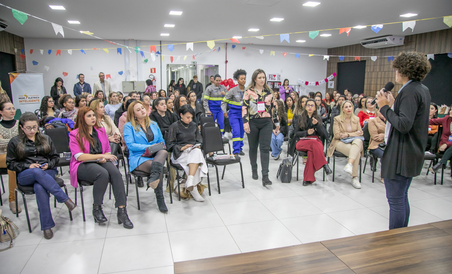 Copel divulga Rede Elétrica Inteligente para mulheres empreendedoras de Fazenda Rio Grande