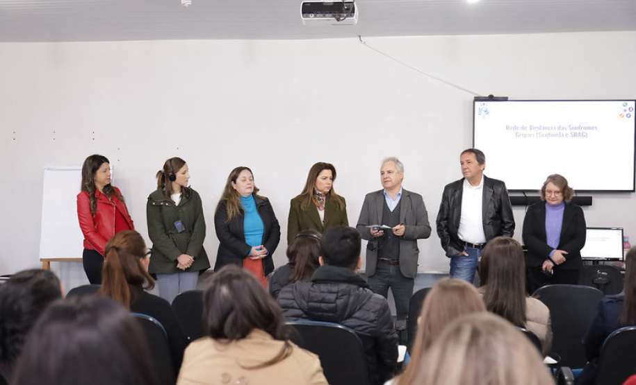 Comitiva dos EUA e Ministério da Saúde acompanha trabalho do Paraná sobre síndromes gripais em região de fronteira