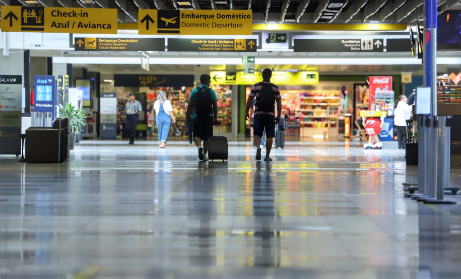 Movimento no Aeroporto de Curitiba cresce quase 60% em 2022, segunda maior variação do País