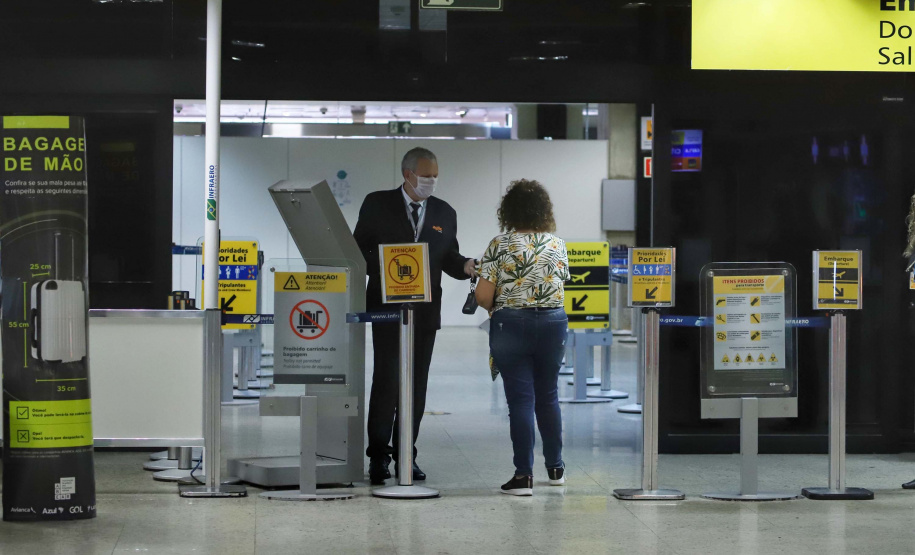 Movimento no Aeroporto de Curitiba cresce quase 60% em 2022, segunda maior variação do País