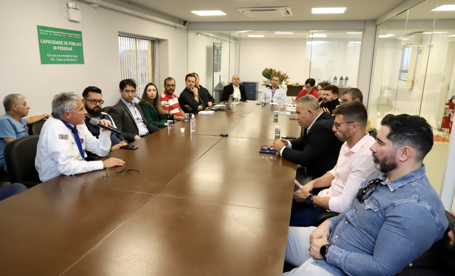 Porto consulta população sobre empreendimento para impulsionar o turismo em área portuária de Antonina